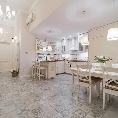 Serenity Boutique Budapest-3